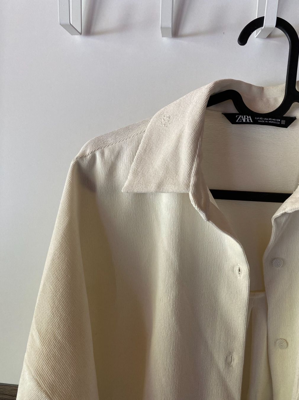 Zara Camicette: Chemise - Zara couleur crème – Usato da Rochefort venduto da Audrey.Maire 3