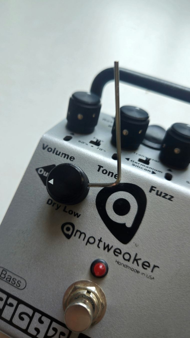 Amplificatori: Amptweaker Bass TightFuzz Pedal – Usato da Grand-Lancy venduto da Pierre.Bratschi 4