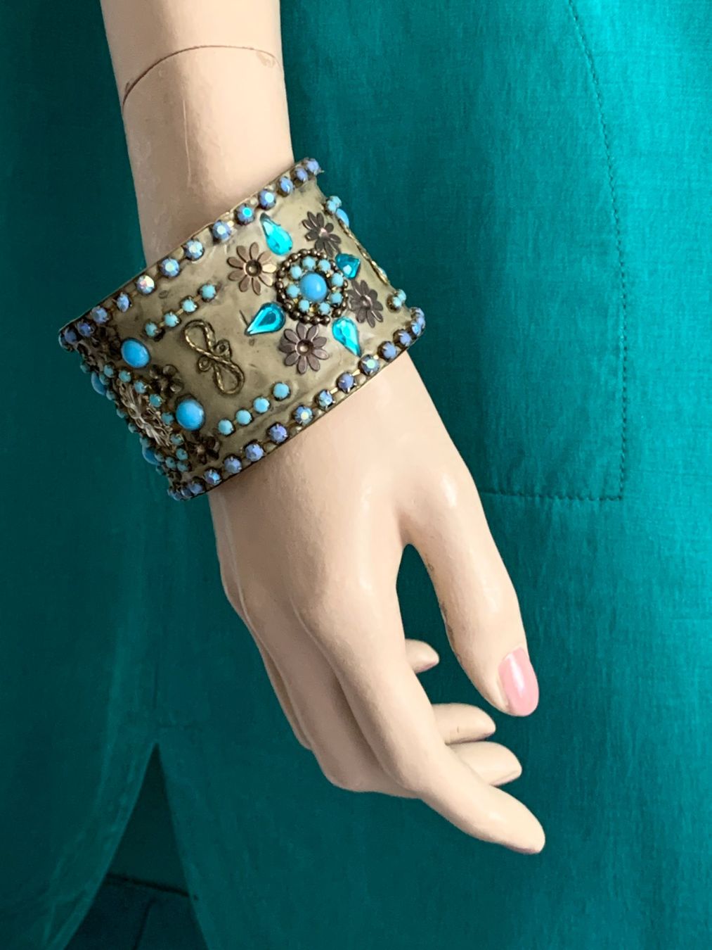 Bracciali & Braccialetti: Schöner Armreif mit Steinen verziert – Usato da Kloten venduto da Nephty 8