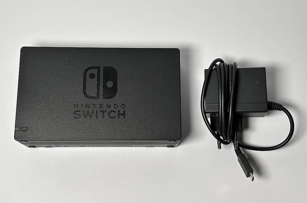 Nintendo Consoles: Nintendo Switch Console + Mario Odyssey + Accessori – D'occasion à Gordola par kar_gy5g 7