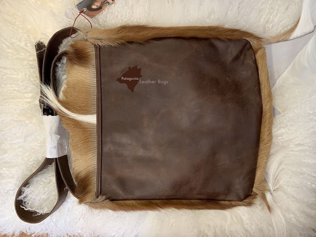Borse da donna: Große Umhängetasche Postman  Springbok – Nuovo e nell'imballaggio originale da Arbedo venduto da patagonialeatherrugs 5