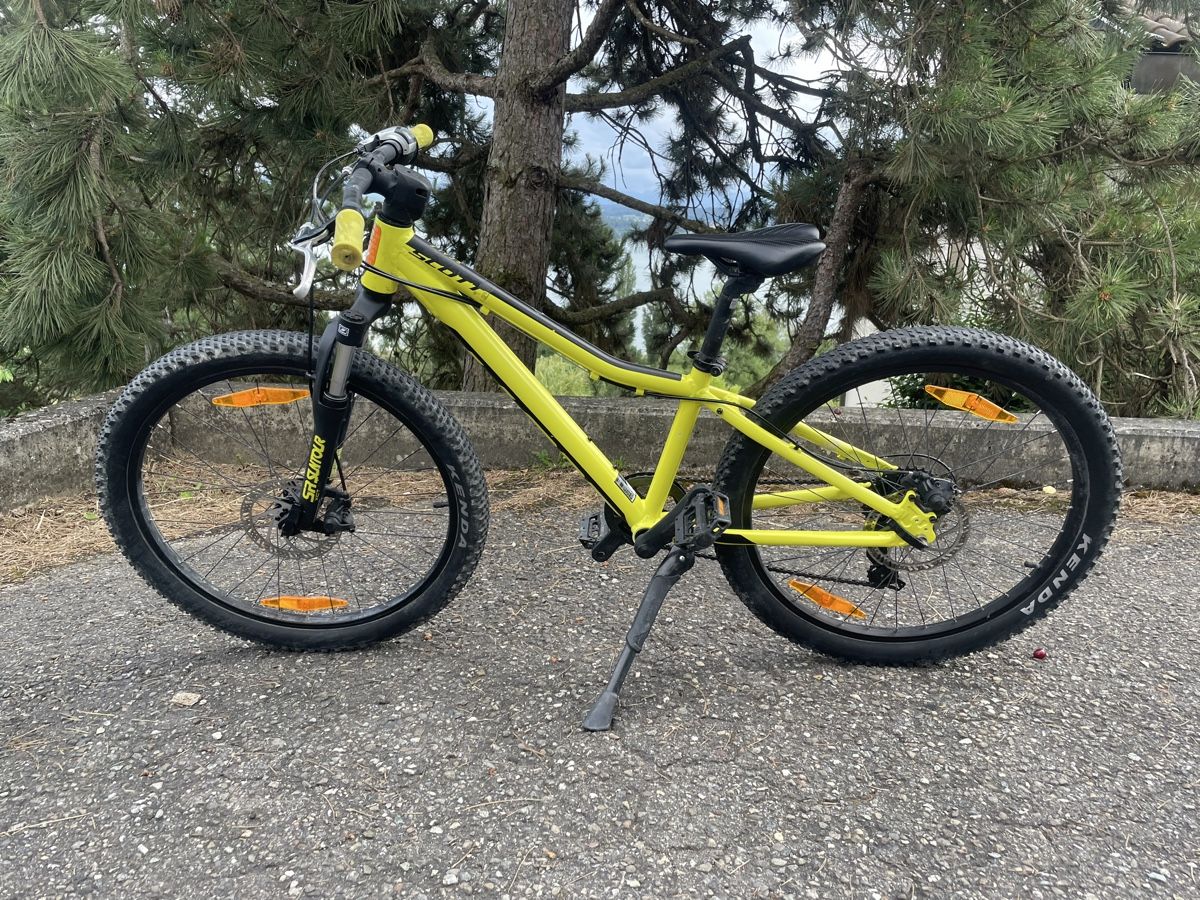 Scott Velos: Vélo enfant SCOTT Scale 24 pouces – Gebraucht aus Vallamand von Bricbracbroc82