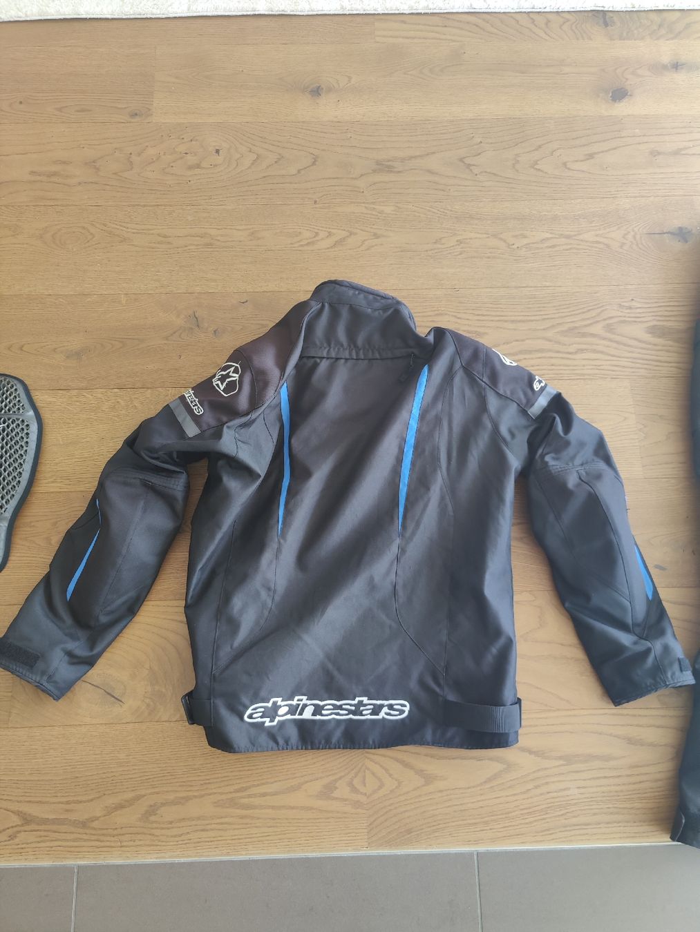 Alpinestars Anzüge: Motorradbekleidung Alpinestars – Gebraucht aus Tegerfelden von Valentin_Jeggli 1