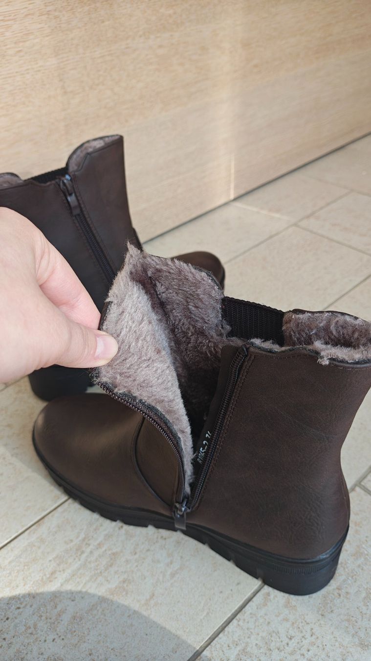 Scarpe da donna: Neue braune Stiefel, Grösse 36 – Nuovo e nell'imballaggio originale da Thalwil venduto da hri_s2bq 3
