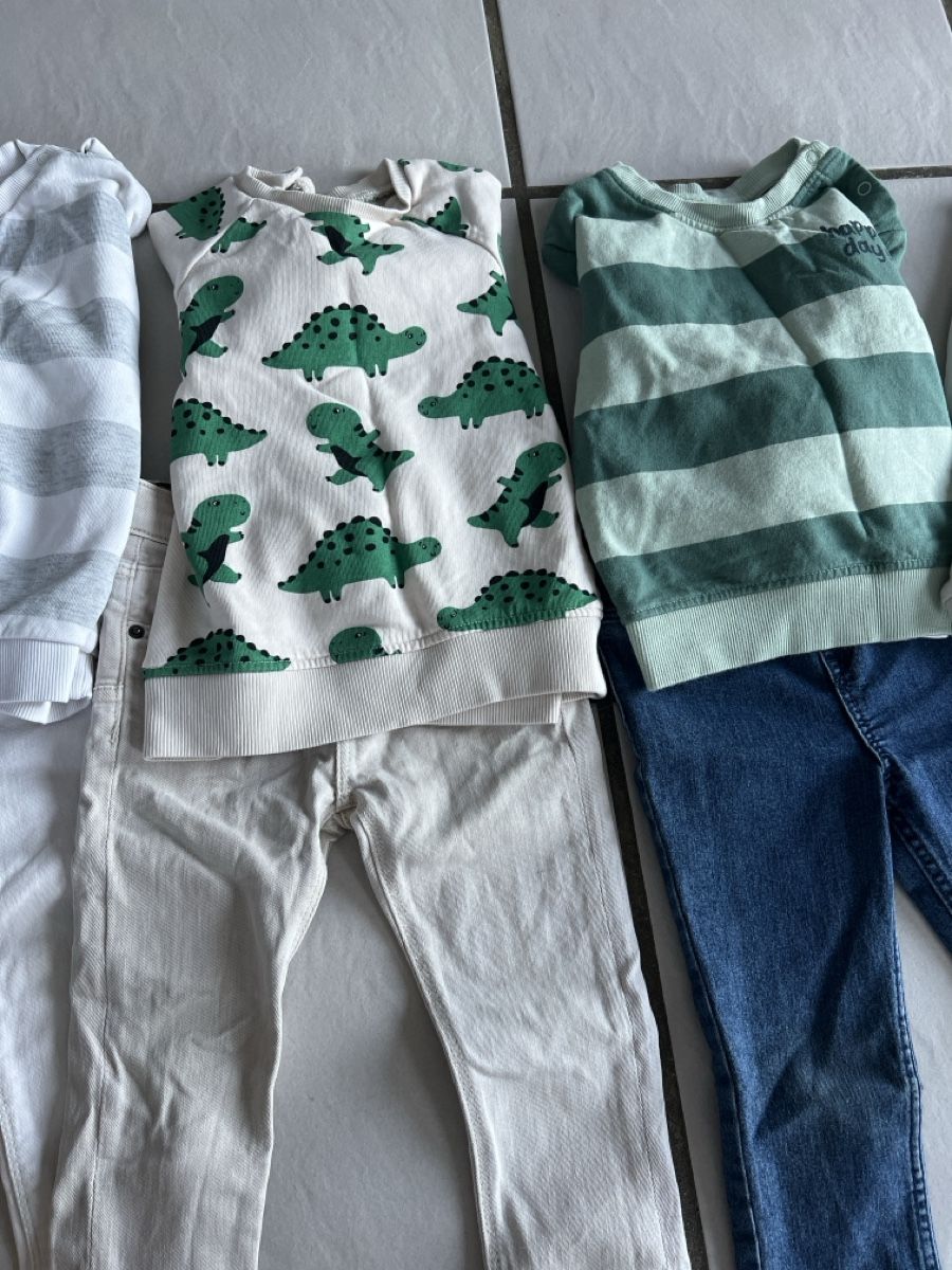 H&M Lotti & Set di vestiti: Kleiderpaket Jungen gr.86/92 – Usato da Diegten venduto da kip_wg9z 1
