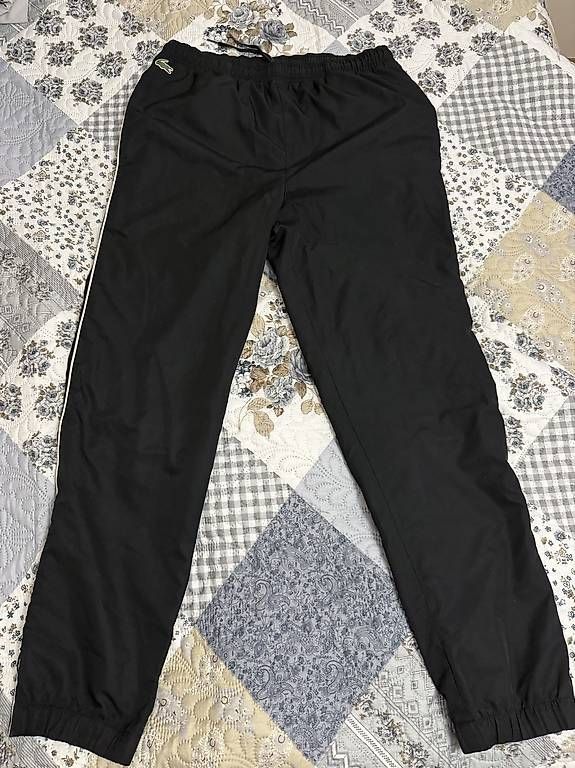 Lacoste Pantaloni: Jogging Lacoste vintage - L – Usato da Nyon venduto da lio_5n8l