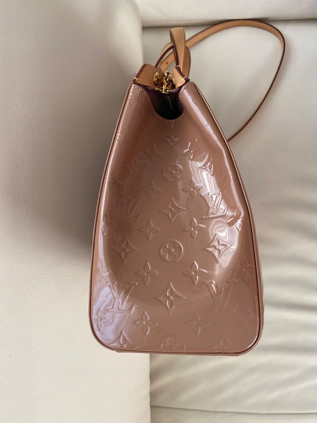 Louis Vuitton Taschen für Damen: LOUIS VUITTON Brea GM Rose Velours Monogram Vernis – Neu (gemäss Beschreibung) aus Winkel von ferrari2022 5