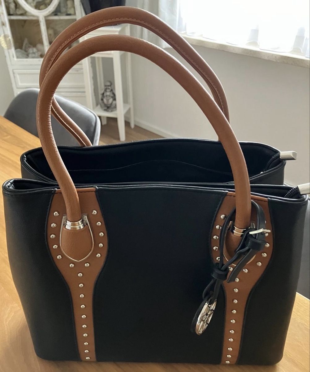 Borse da donna: Handtasche Dame – Usato da Altstätten SG venduto da Nik2009 4
