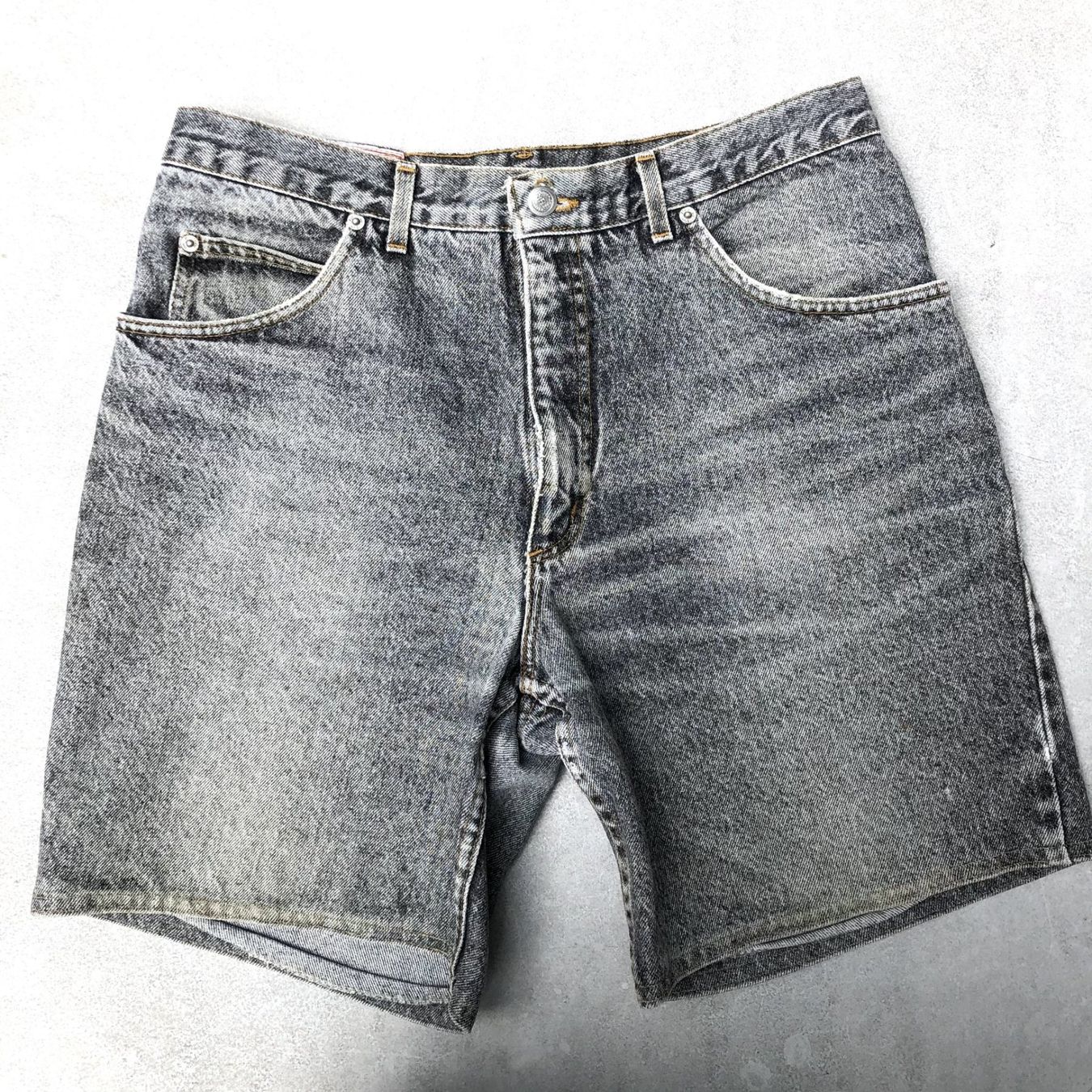Rifle Jeans: Jean-Shorts RIFLE – D'occasion à Meilen par SUI372