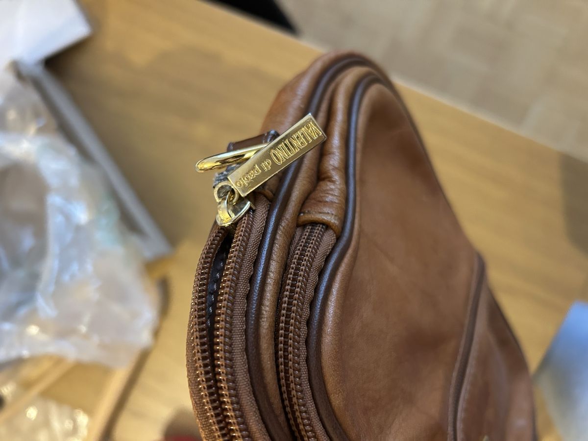 Borse da donna: Sac en cuir – Usato da Genève venduto da Syba7 4