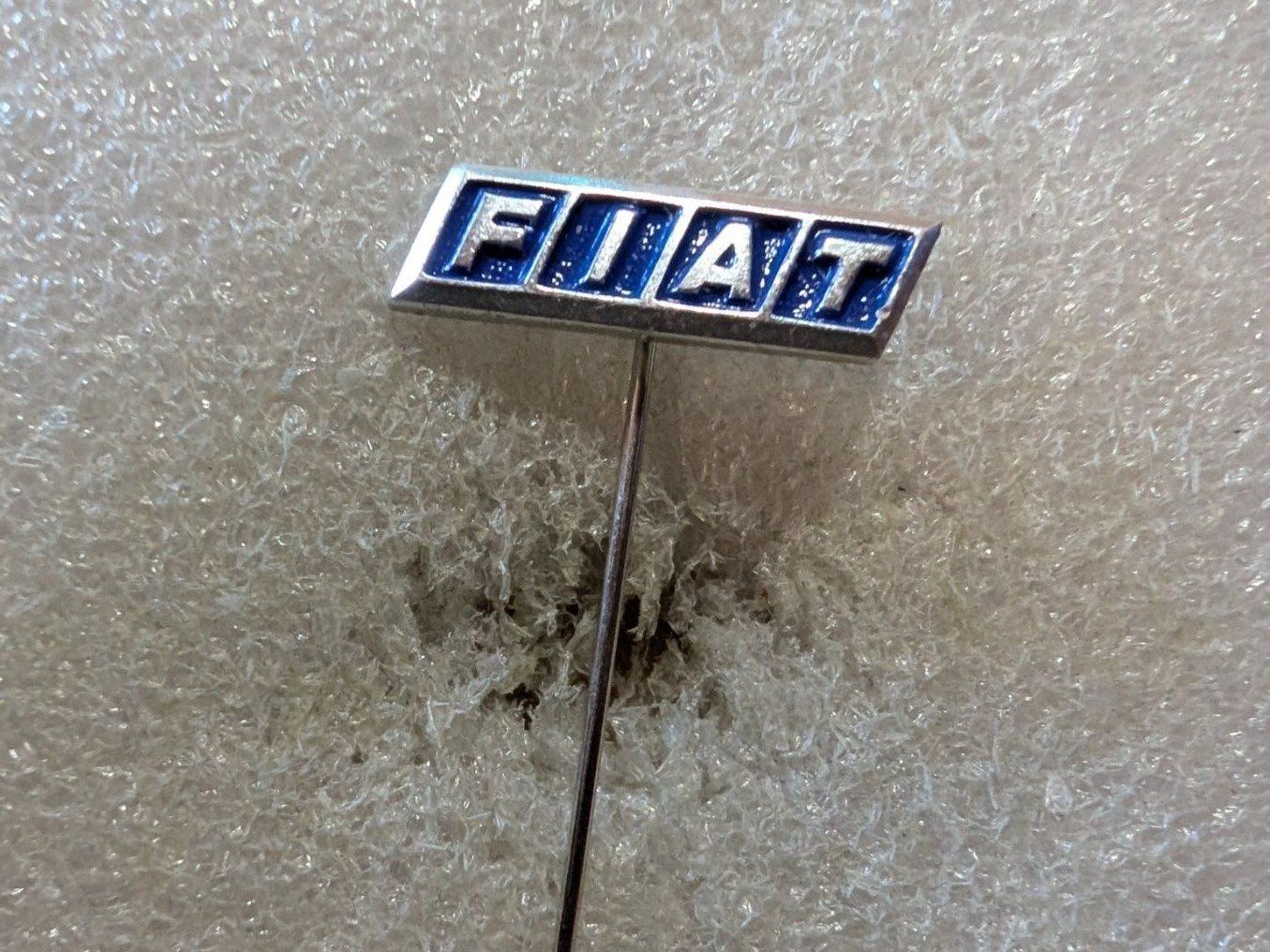 Placchette & Badge: Anstecknadel 39: Fiat – Usato da Oppligen venduto da Pin-Fall-Shop