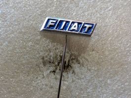 Anstecknadel 39: Fiat