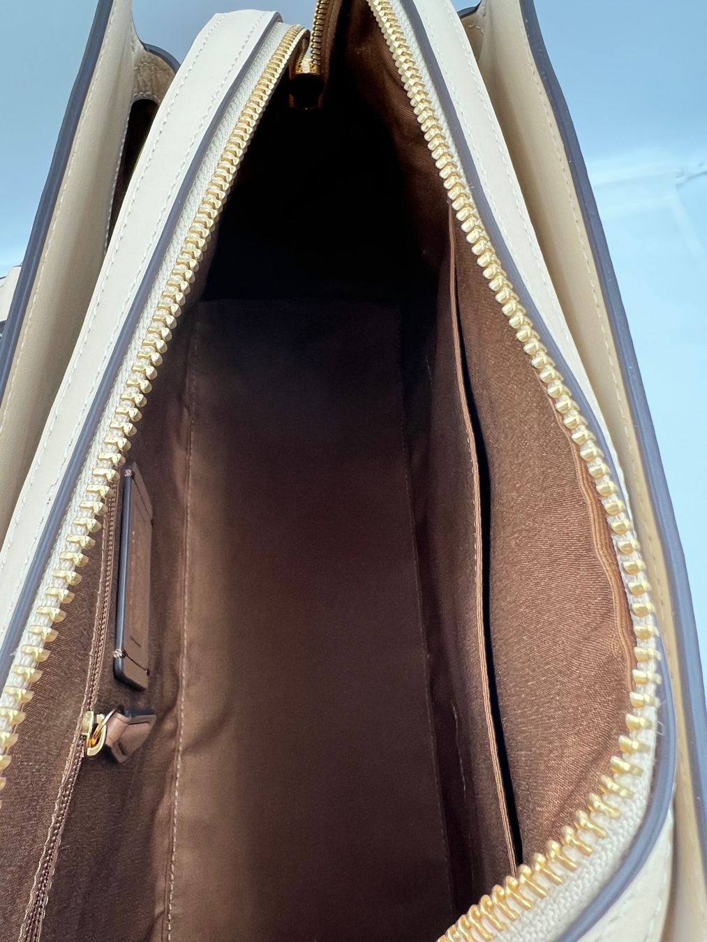 Coach Borse da donna: Coach Tasche Darcie Carryall light khaki multi – Nuovo e nell'imballaggio originale da Wiedlisbach venduto da Sistershop 4