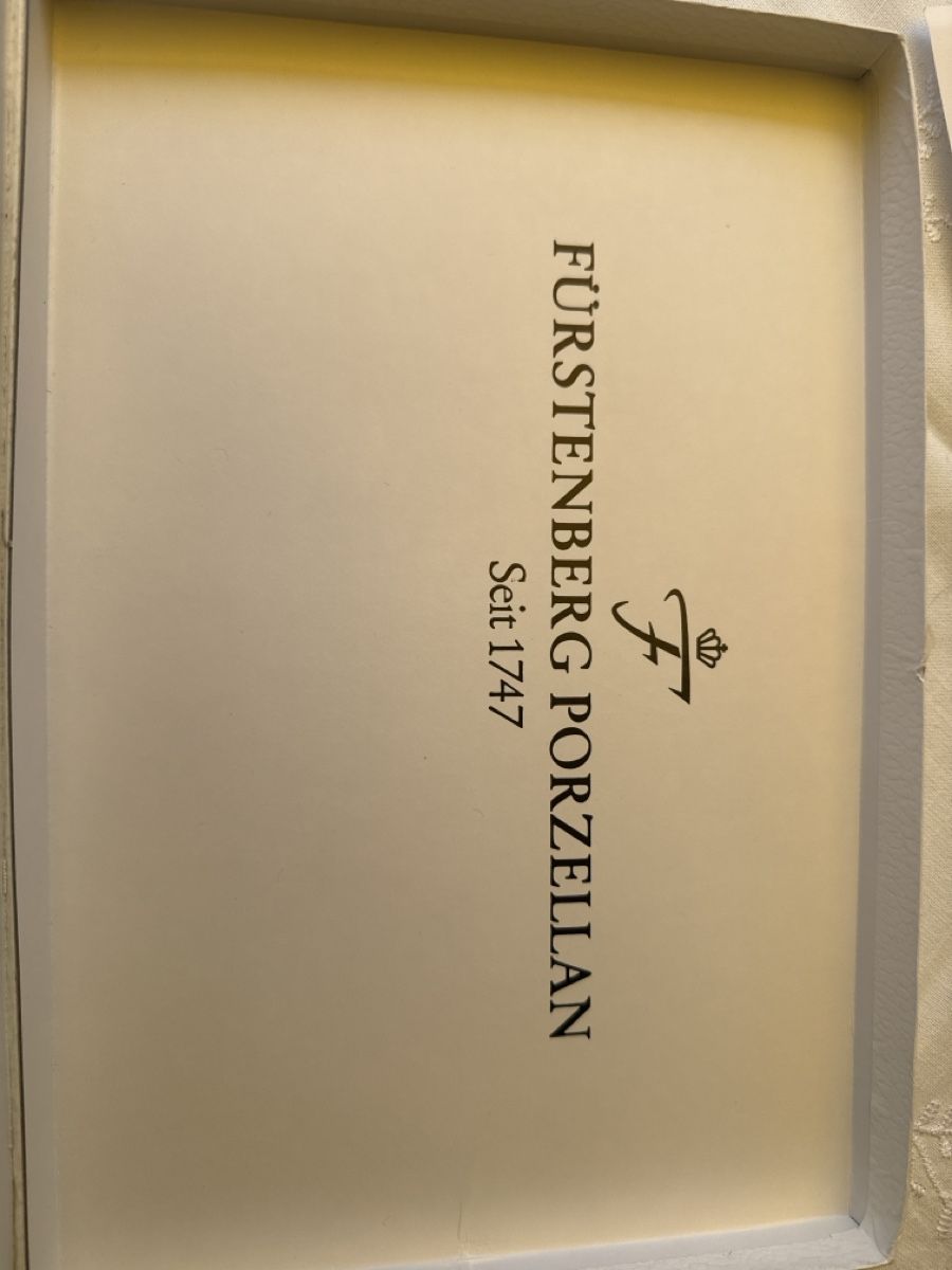 Fürstenberg Piatti: Mini assiettes de collection Fürstenberg  – Nuovo e nell'imballaggio originale da Montreux venduto da kingfisherbeach 1