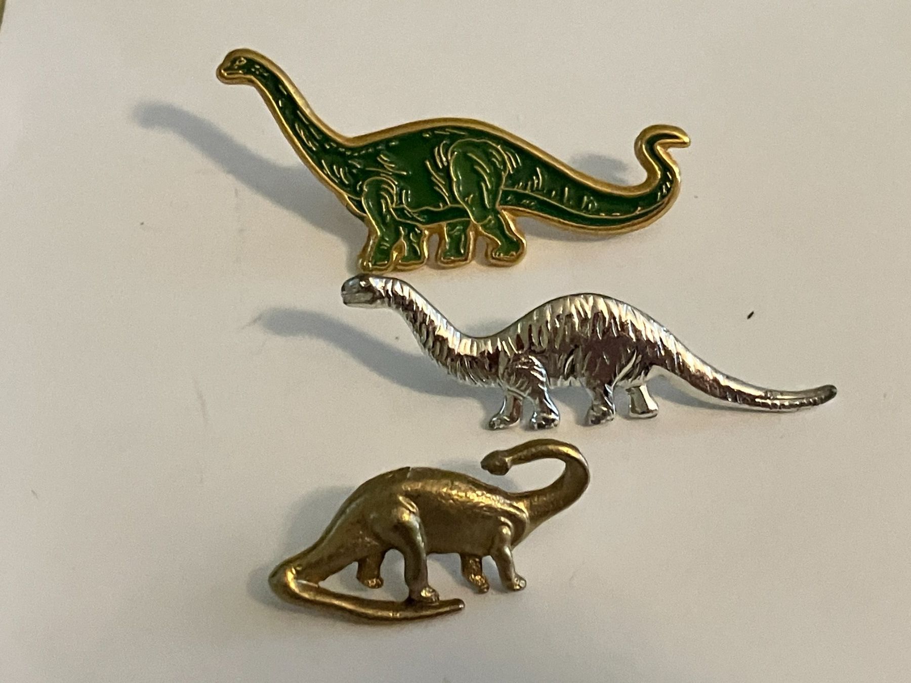 Placchette & Badge: 3 Pin Dinosaurier – Usato da Basel venduto da djwwpp