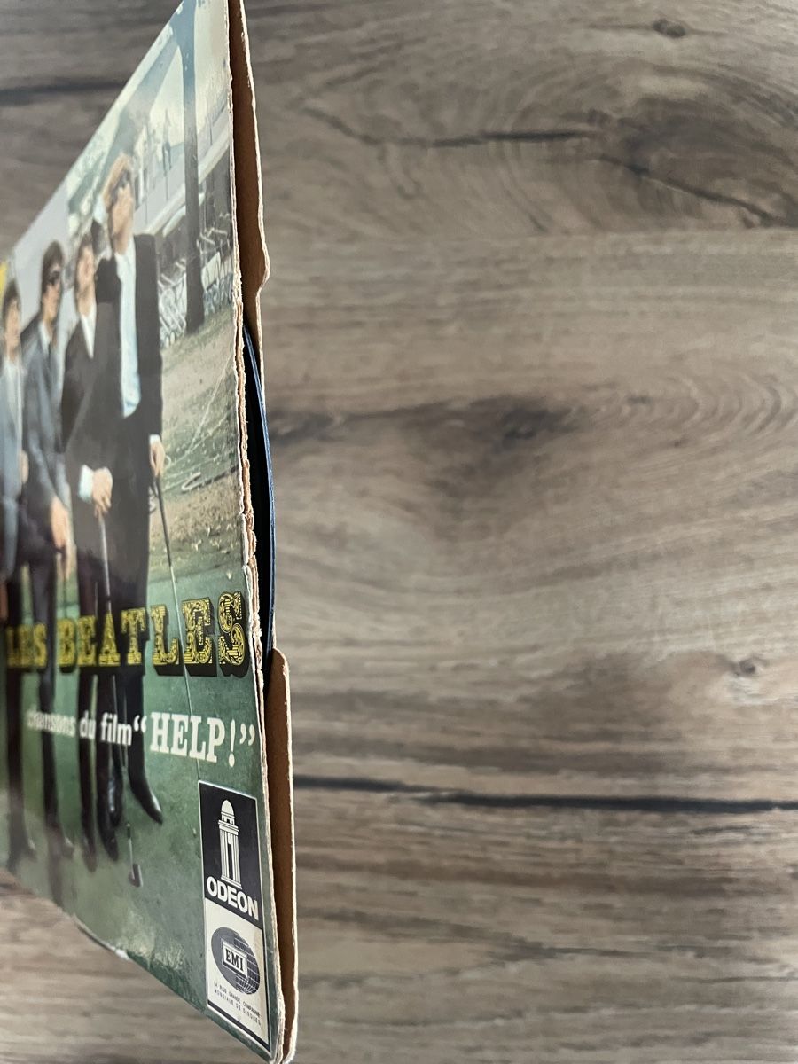 Dischi in vinile: Disque Vinyle - The Beatles - Help! & 3 autres – Usato da Lonay venduto da ju-71 3