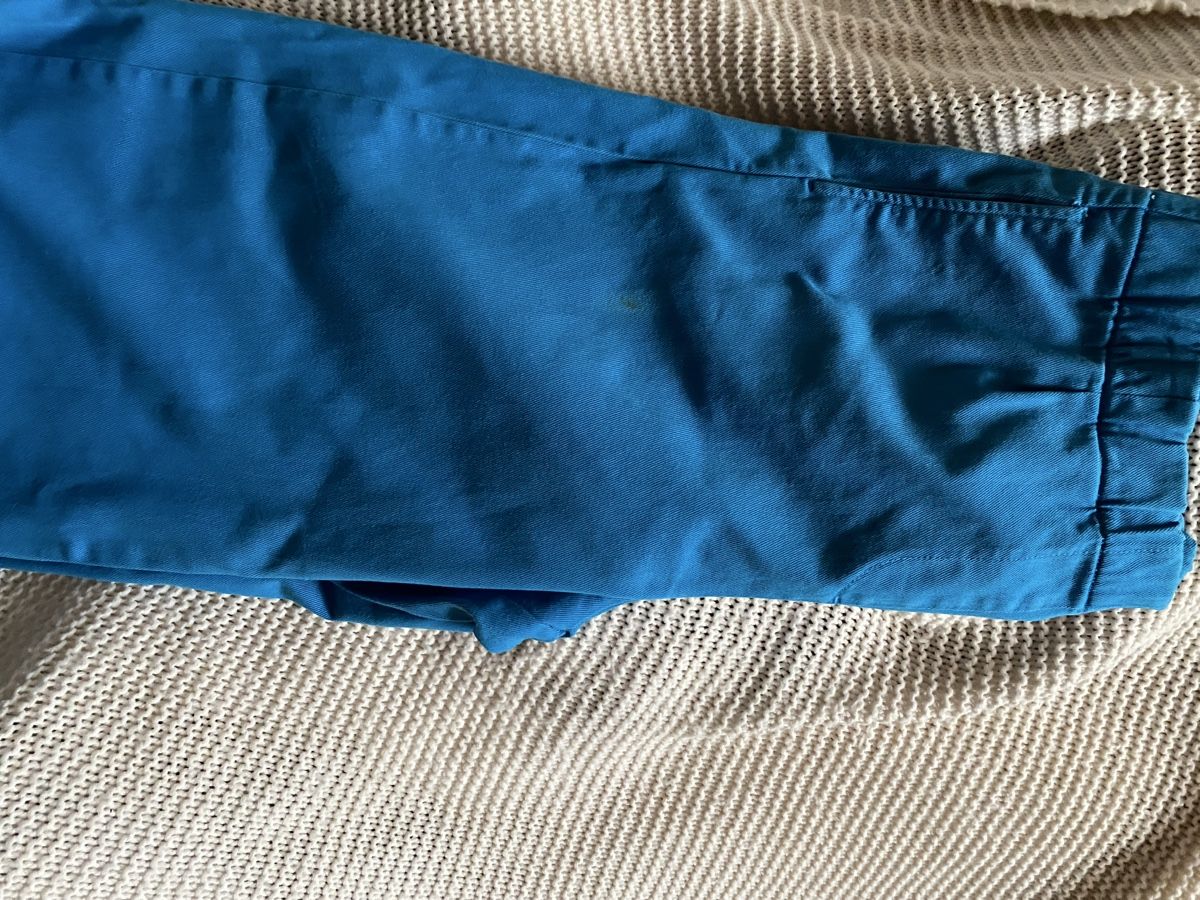 Manor Pantaloni: Pantalon bleu MANOR, taille 44 – Usato da Geneve venduto da Monthoux13 4