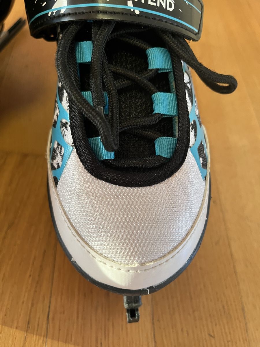 Pattini da ghiaccio: Schlittschuhe Gr. 33-36 – Usato da Chur venduto da cardem86 3