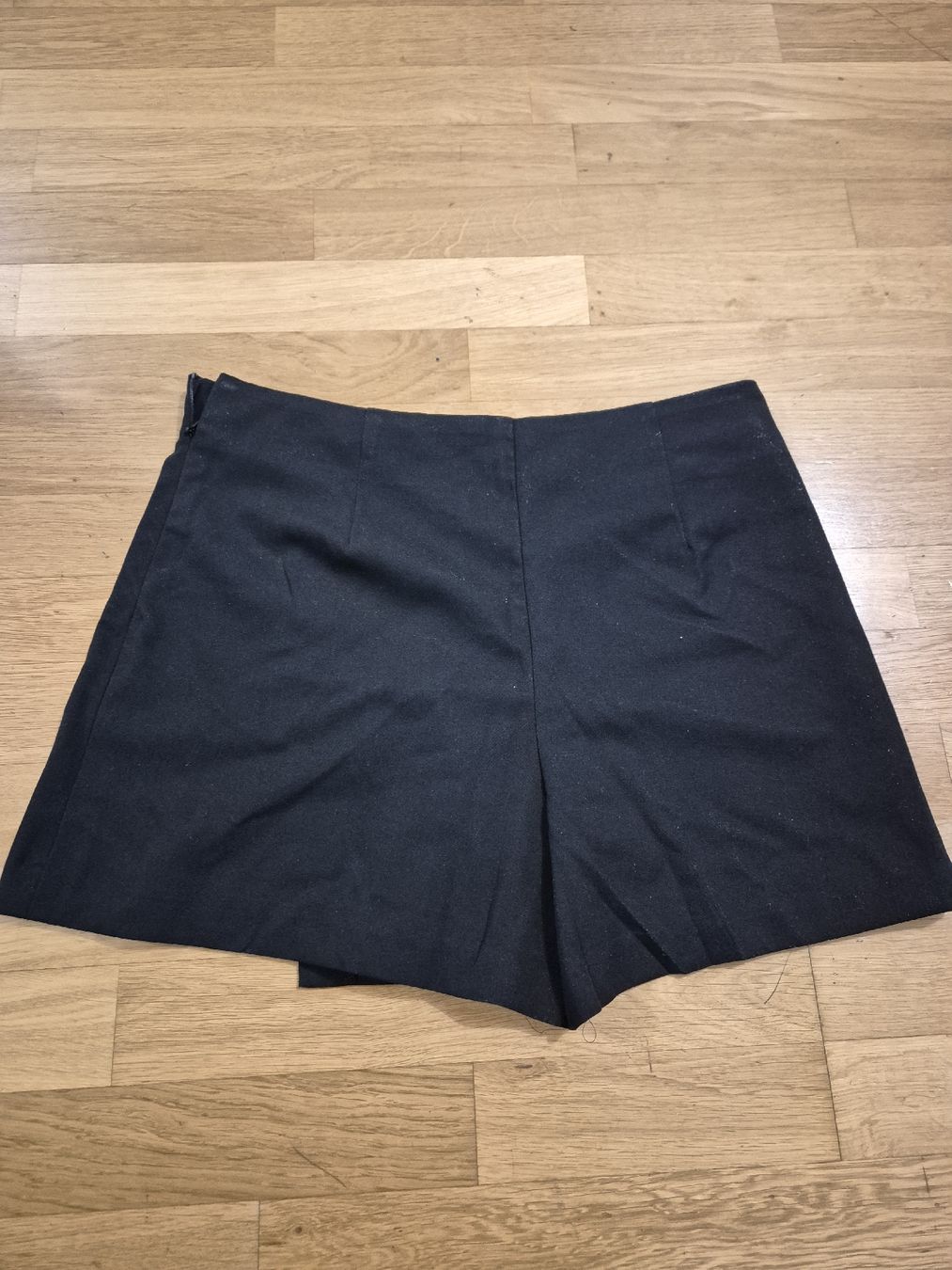 Röcke: Jupe short taille 38 – Neu (gemäss Beschreibung) aus BIEL/BIENNE von rac_5tsm 1