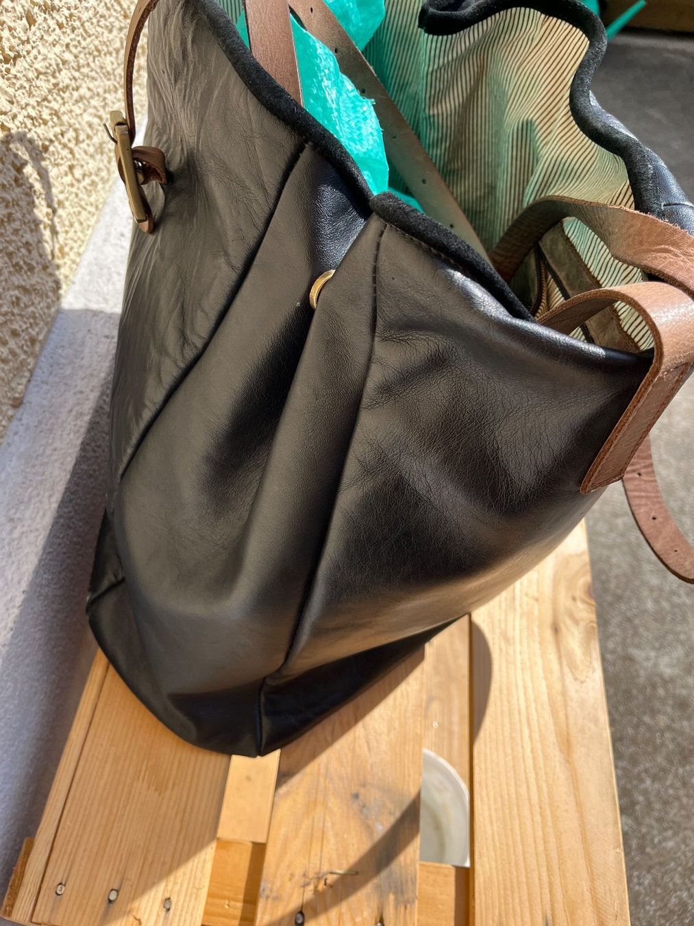 Taschen für Damen: Tasche Lilimill Leder Schwarz – Gebraucht aus Zürich von schweinsbraten 1