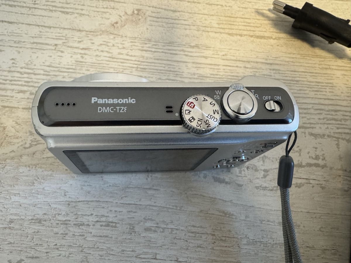 Panasonic Kamera: Panasonic lumix dmc-tz8 Digitalkamera – Gebraucht aus Zunzgen von milesdavis76 2
