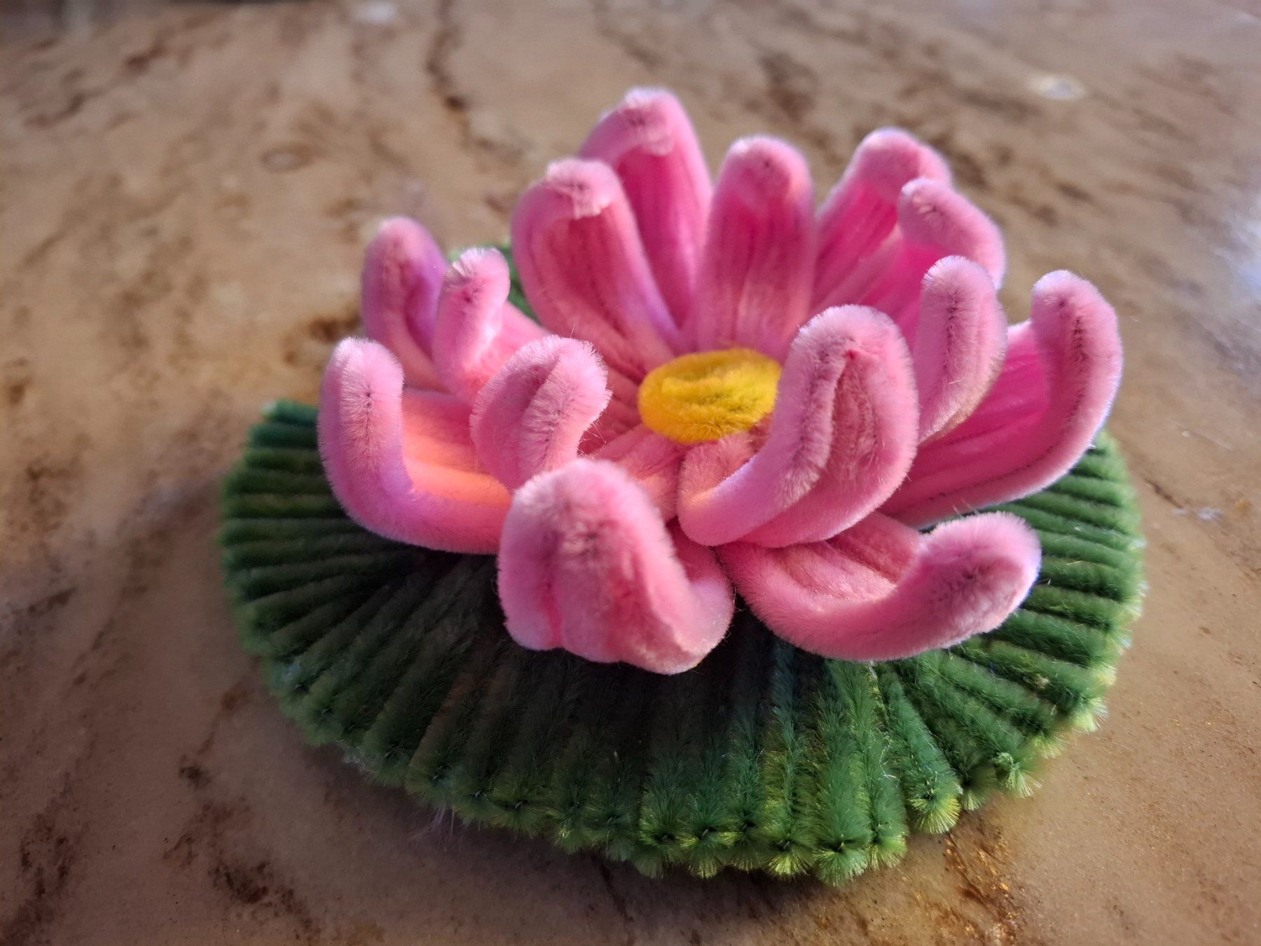 Tutte le decorazioni: Seerose pink Blume Handarbeit – Nuovo e nell'imballaggio originale da Fehraltorf venduto da 5798graf 3