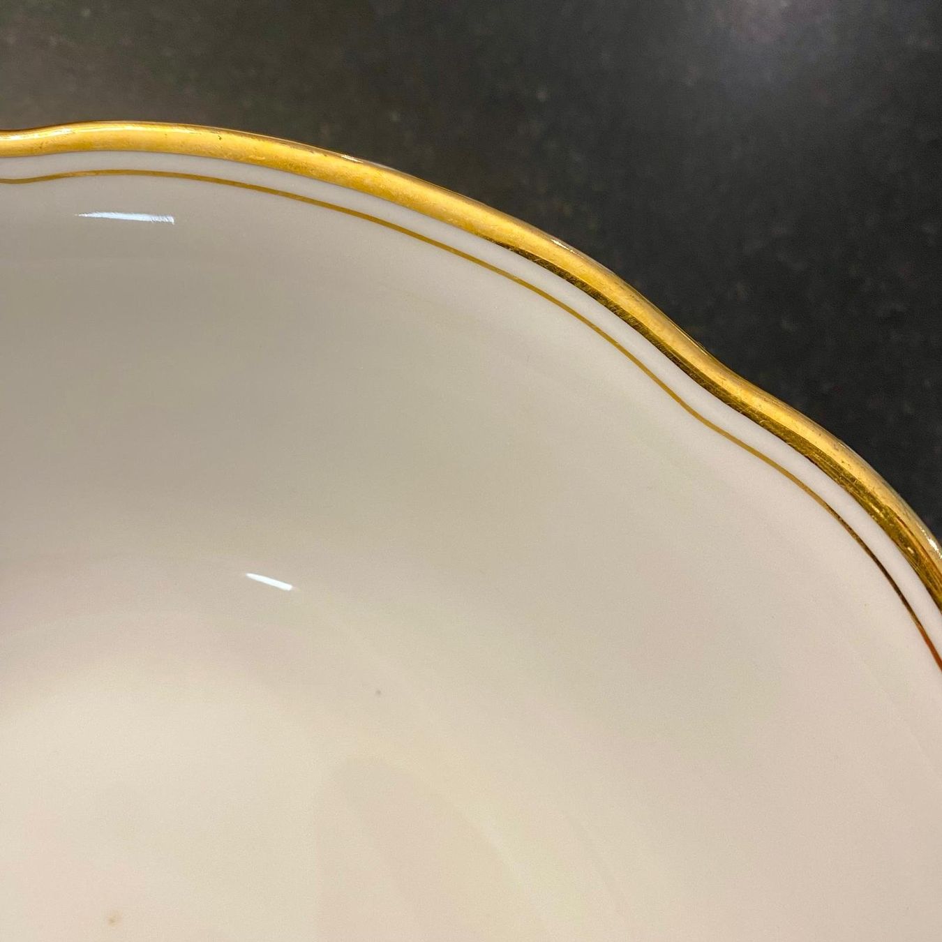 Ciotole: Schöne Schale mit Goldrand, ca. 10cm hoch – Usato da Krauchthal venduto da SamsPuce 2