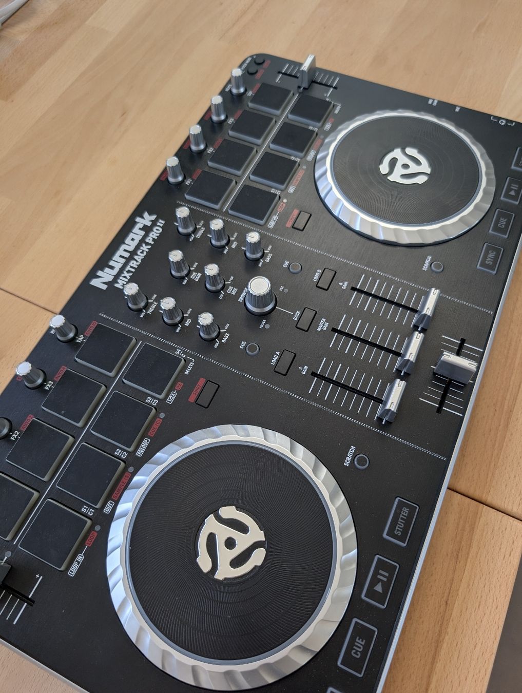 Numark Platines de mixage: DJ Controller Numark Mixtrack Pro II – D'occasion à Schaffhausen par Luchetto_97 1
