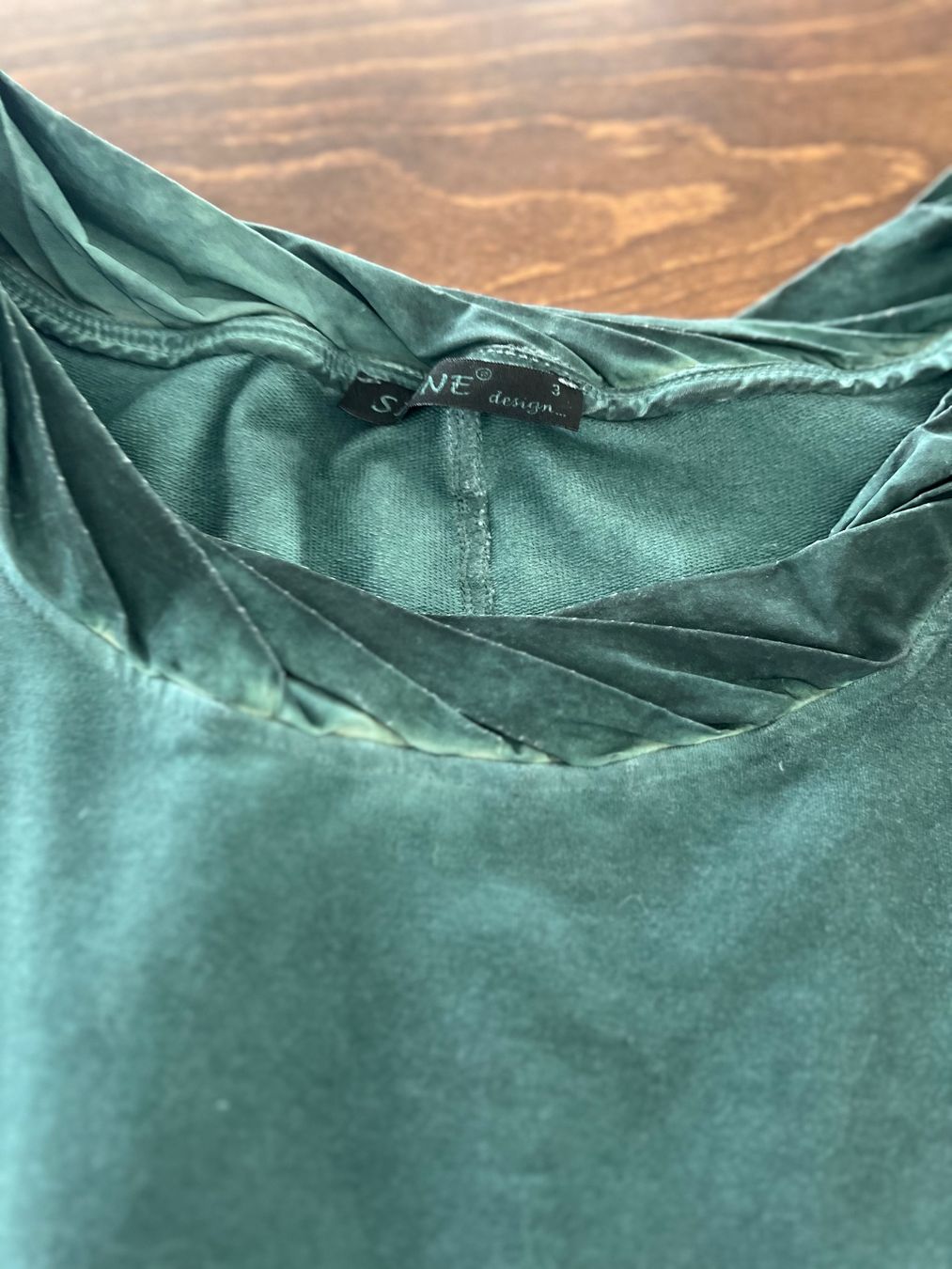 Pullover & Sweatshirts: Sinne Design Pullover grün Gr. 3 (44) – Gebraucht aus Ebmatingen von Mistelu 2