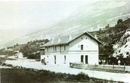 Susten   VS  bei Leuk-Stadt  -   Bahnhof - Stationsgebäude