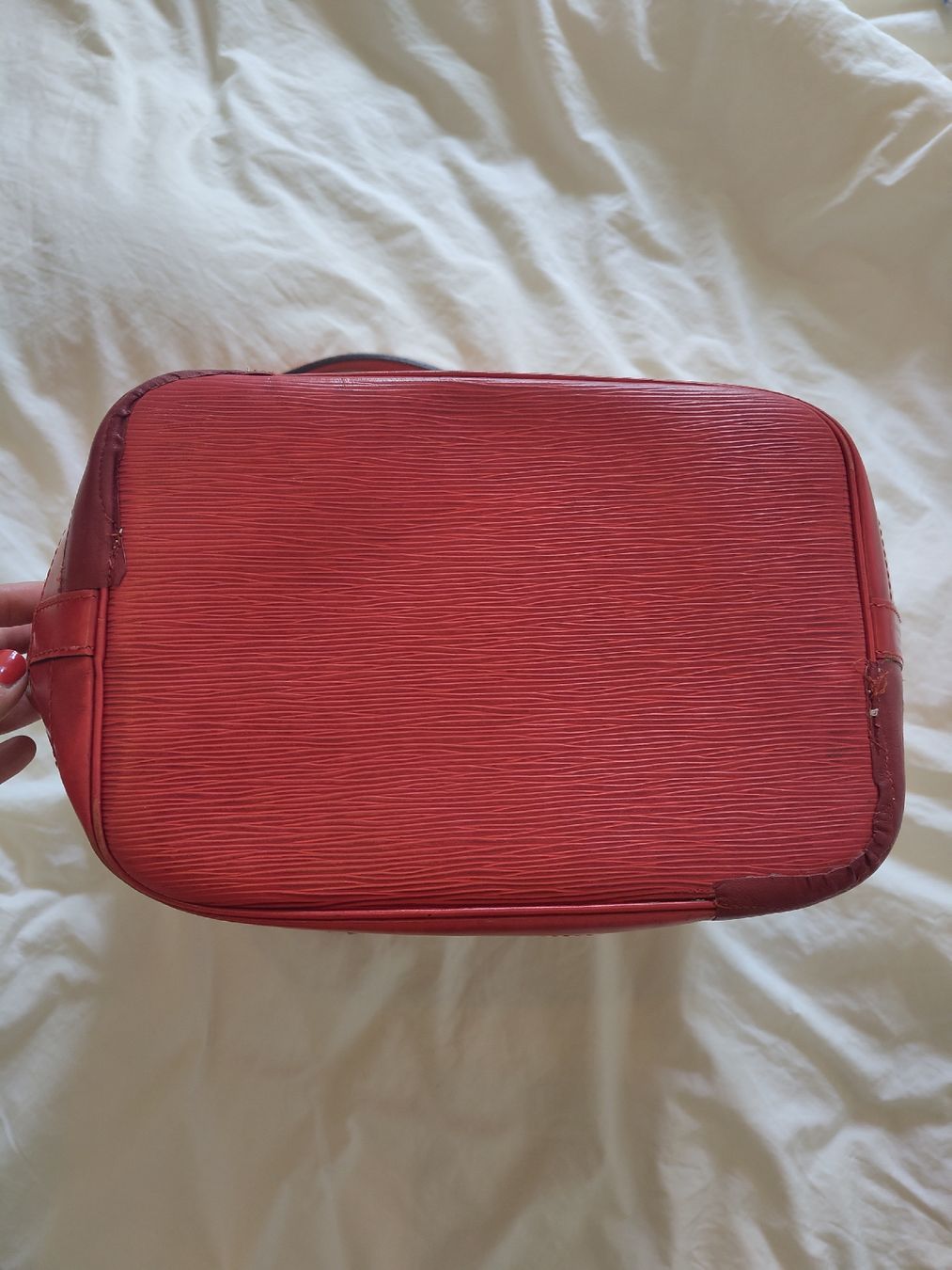 Louis Vuitton Taschen für Damen: Louis Vuitton Grand Sac Noé rot – Gebraucht aus Zürich von karinwenger86 3