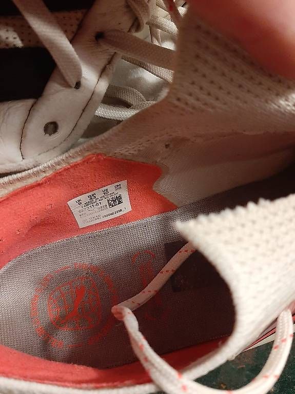 Scarpe da uomo: Fussball schuhe  Gr 43 und 44. – Usato da EMBRACH venduto da Jona-123 3