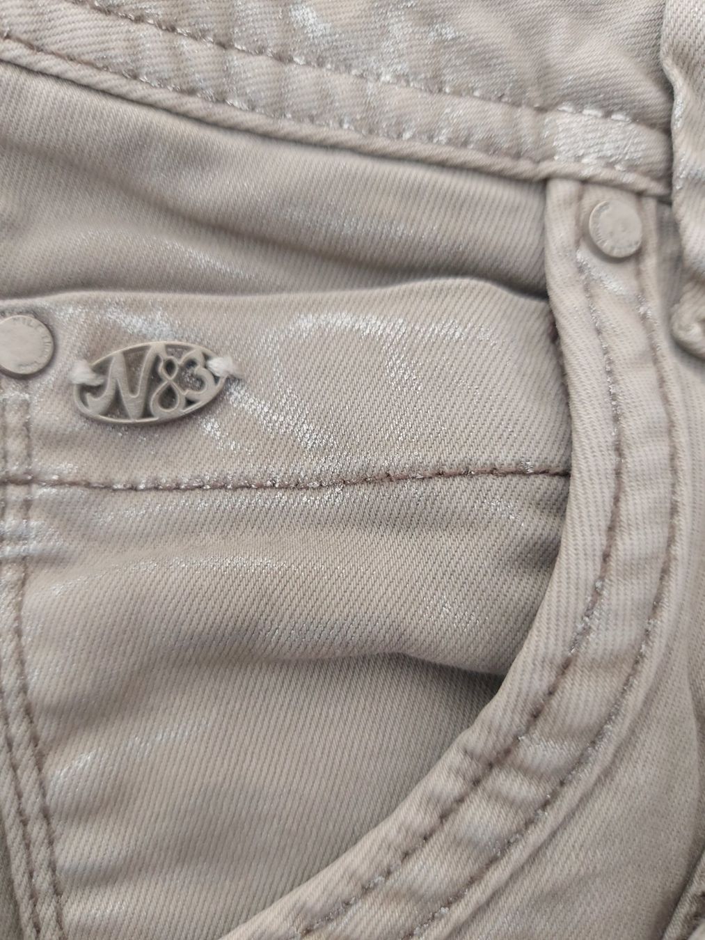 Nile Jeans: Nile Jeans beige mit Glitzereffekt Gr. M – Usato da Veyras venduto da kanema 3