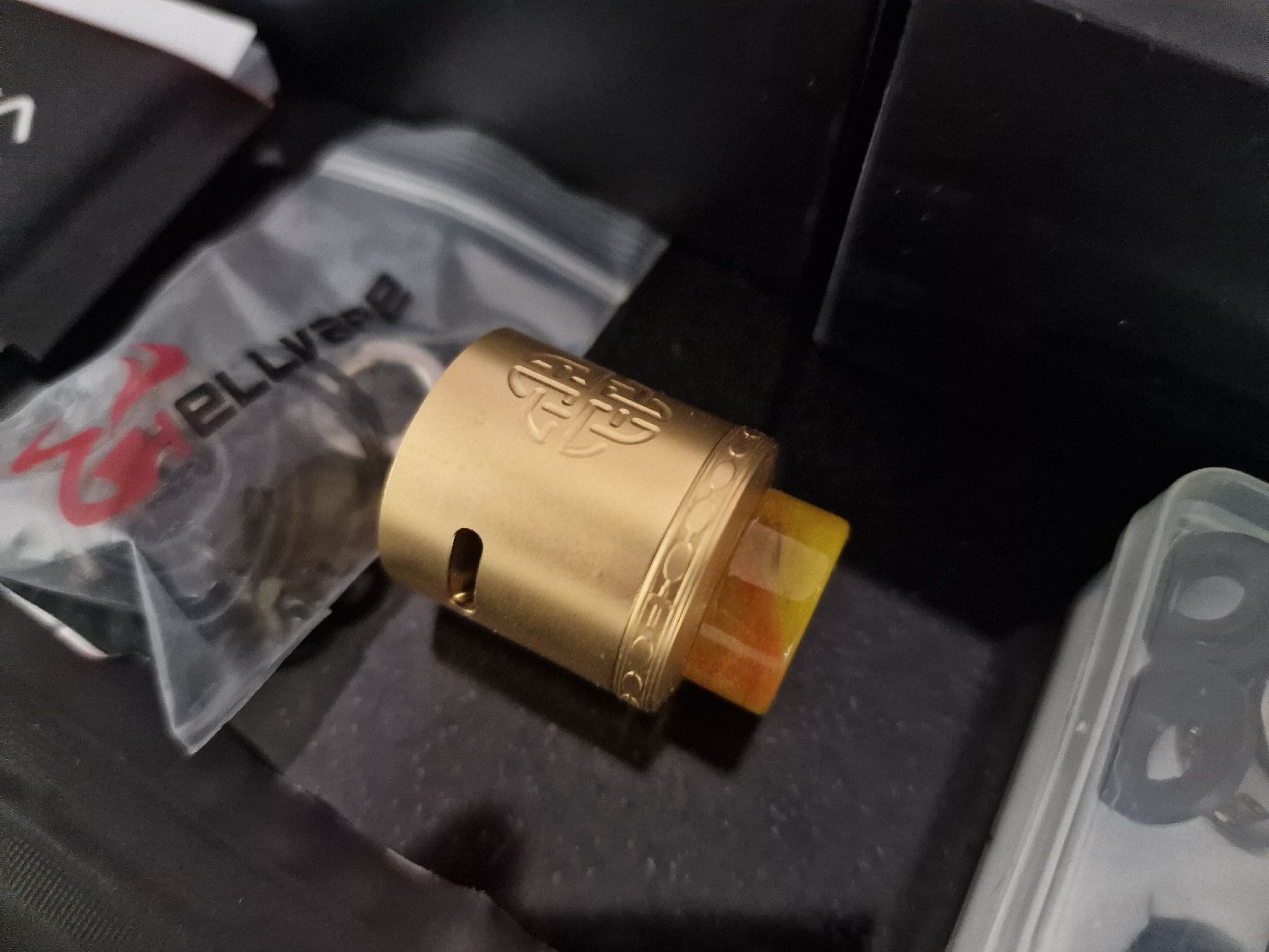 Sonstige Tabakwaren: E Zigarette Verdampfer Set Base Tröpfler Zubehör Watte usw. – Gebraucht aus Güttingen von Freiberger-Verkauf 4