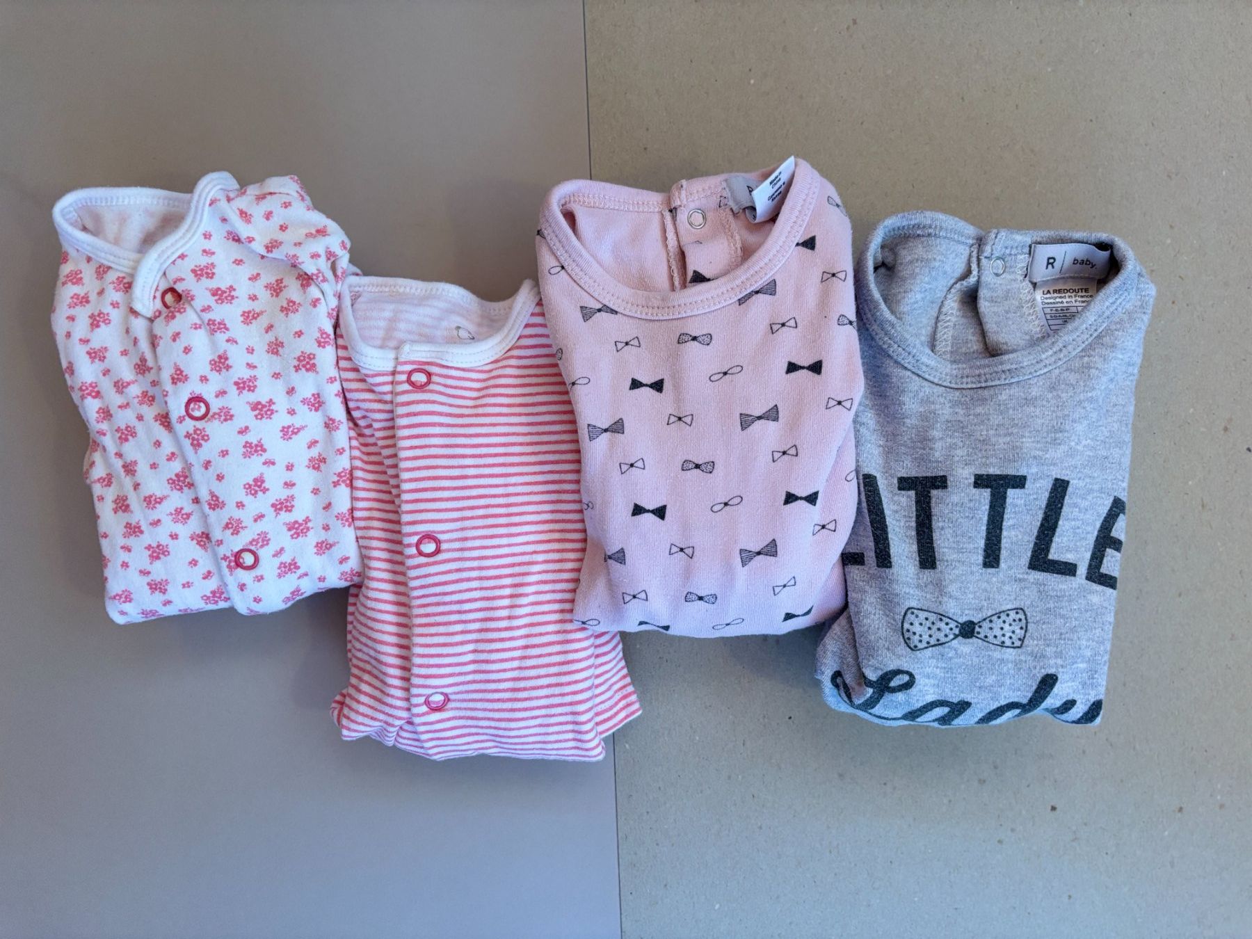 Pigiama & Simili: 4er-Set Pijamas, Gr. 68 (#41) – Usato da Englisberg venduto da Apfelsine