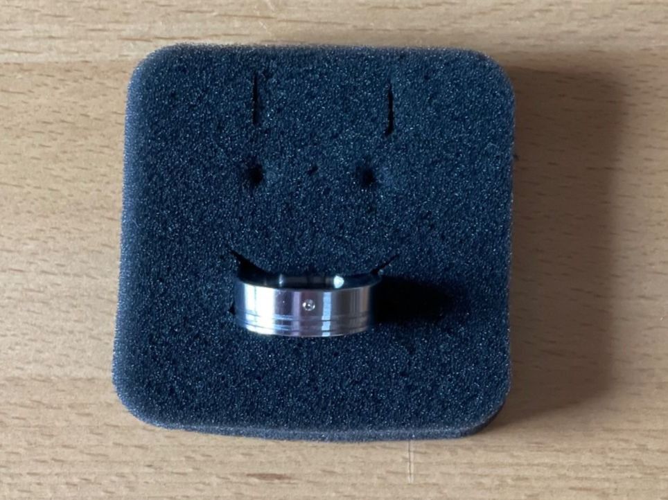 Anelli: Edelstahl Ring mit Stein, Gr. 54, NEU – Nuovo (secondo la descrizione) da Kriens venduto da Angie88