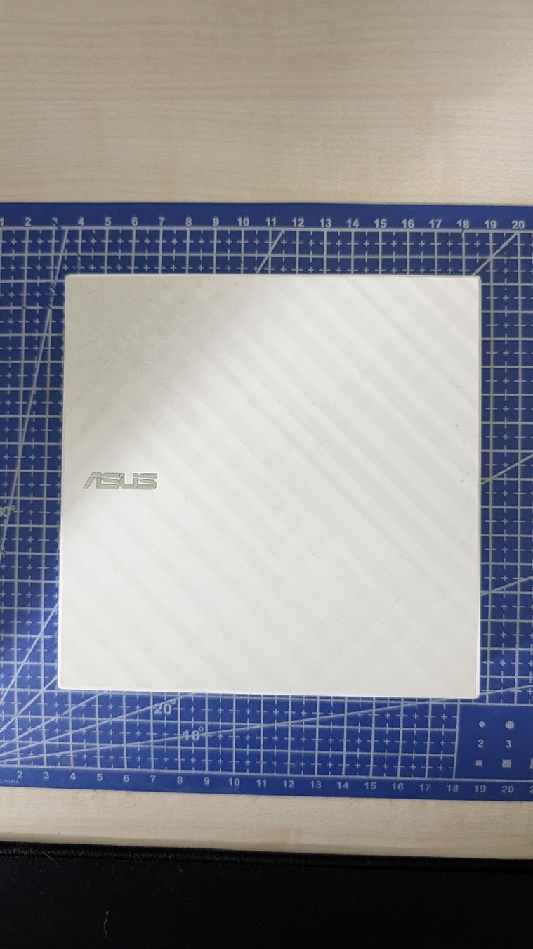 Asus Multimediaplayer & Streamer: ASUS DVD Drive CD reader – Gebraucht aus Ostermundigen von MrSilva