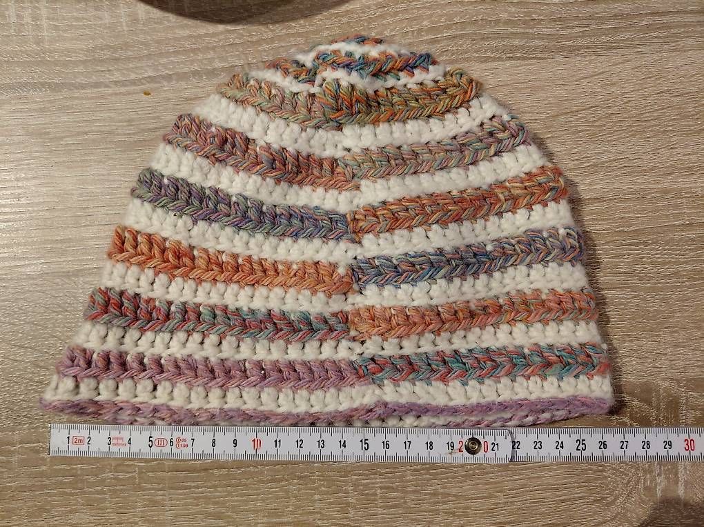 Copricapi, berretti & cappellini: Wintermütze Damen – Usato da Dietikon venduto da Chadascha