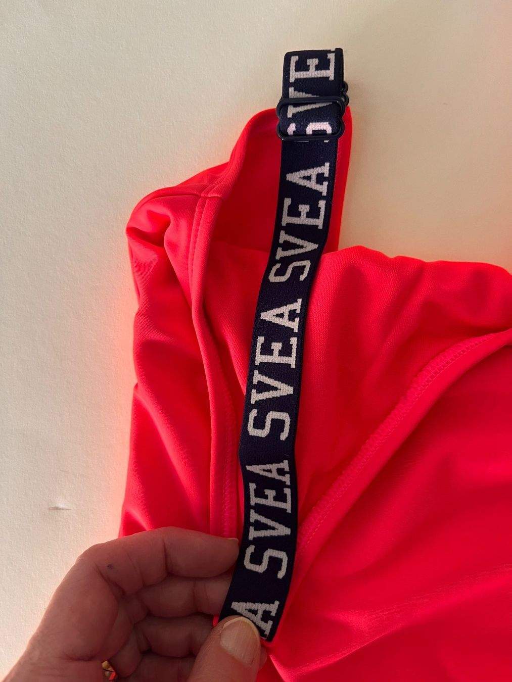 Costumi da bagno & Bikini: SVEA, Badekleid Laura, Grösse S, Farbe Corall – Nuovo e nell'imballaggio originale da Rudolfstetten venduto da gst_g7xl 1