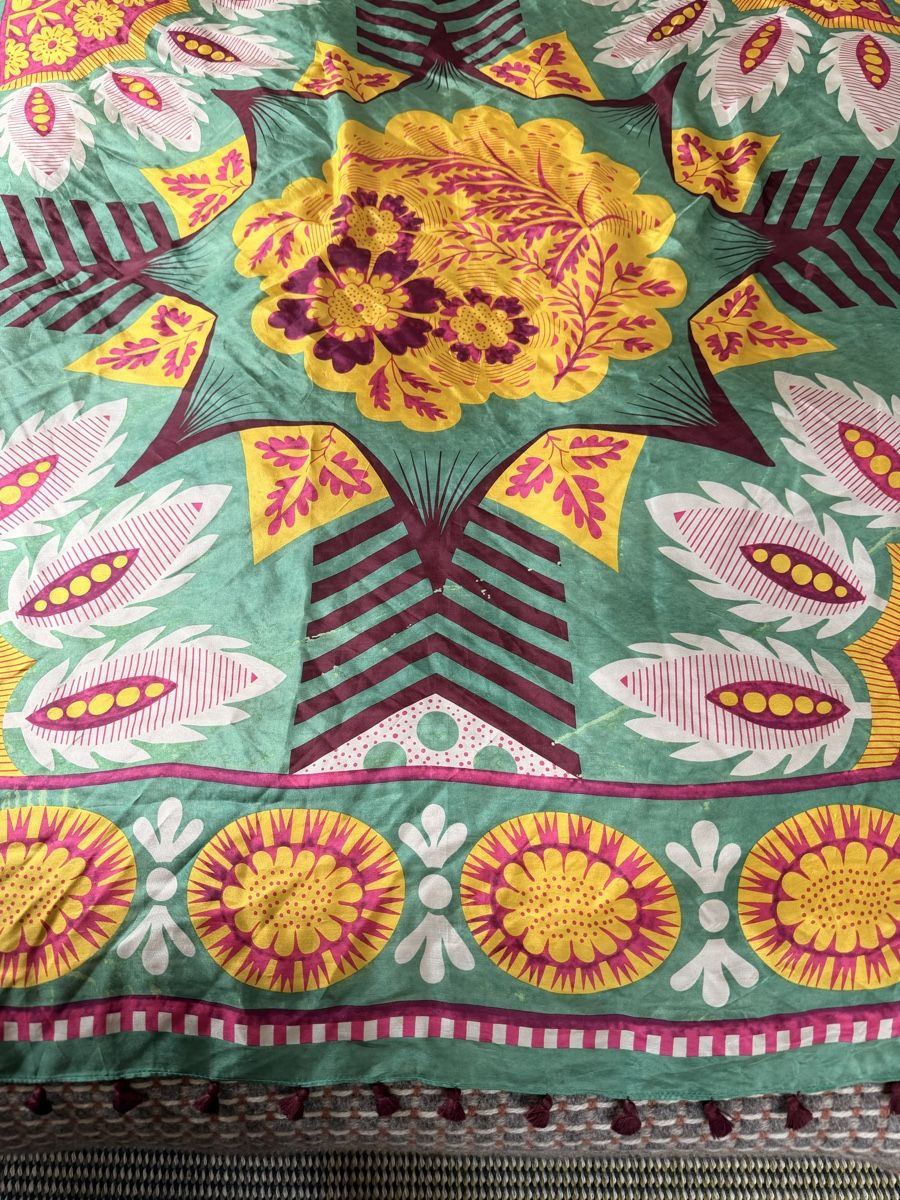 Max Mara Foulard & Sciarpe: Weekend MaxMara Scarf 100% silk Tassels Summer Boho – Nuovo (secondo la descrizione) da Männedorf venduto da iza04 7