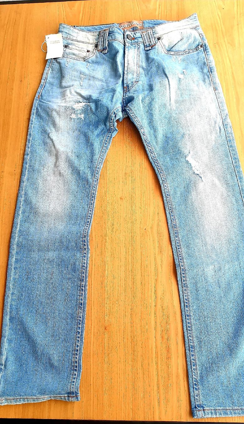 John Galliano Jeans: galliano – Nuovo (secondo la descrizione) da Hauterive NE venduto da Belem 2