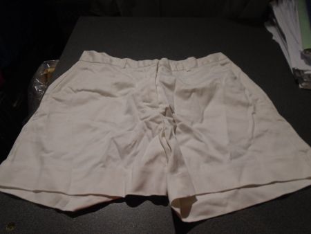 Shorts Grösse 36, EASY WEAR, weiss