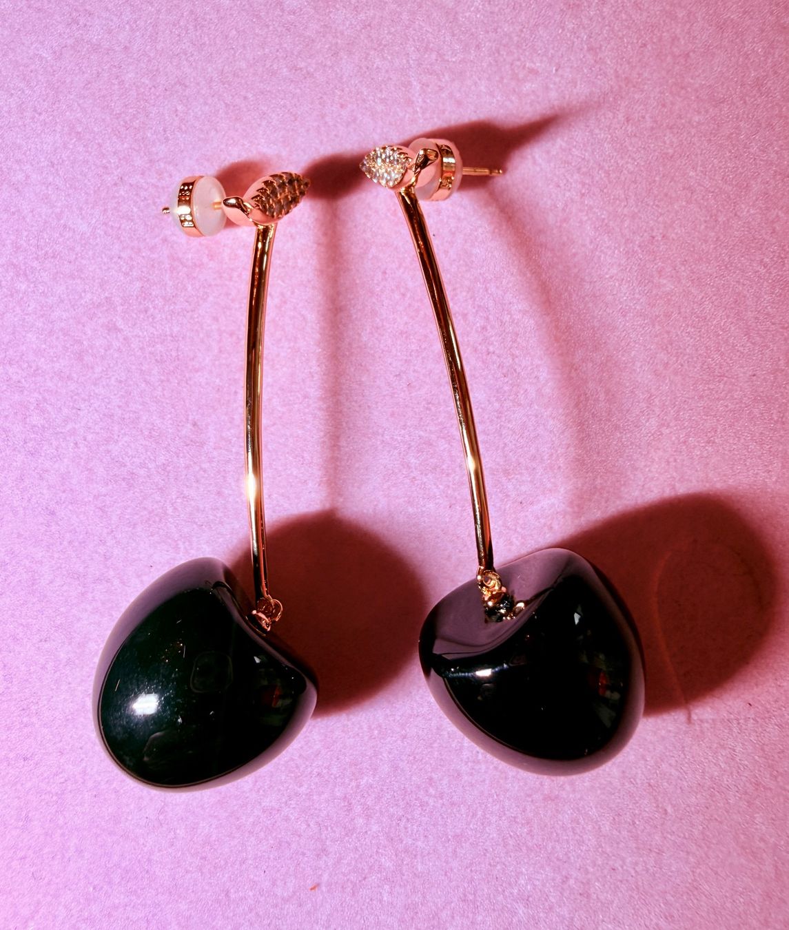 Boucles d'oreille: Boucles d’oreilles Cerises Noires Chic – Neuf avec emballage d'origine à St-Maurice par Sandrinette123 1
