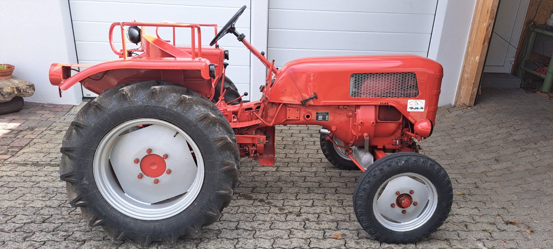 Tracteurs: OLDTIMER  TRACKTOR  FAHR  GÜLDNER  JG 1960 – D'occasion à Matzendorf par maxwin