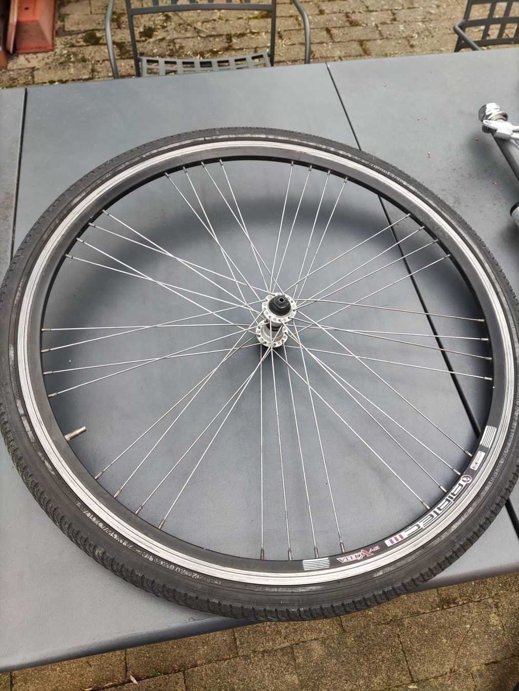 Pezzi di ricambio: Roue de vélo 28 pouces – Usato da Renens VD venduto da Blaise7