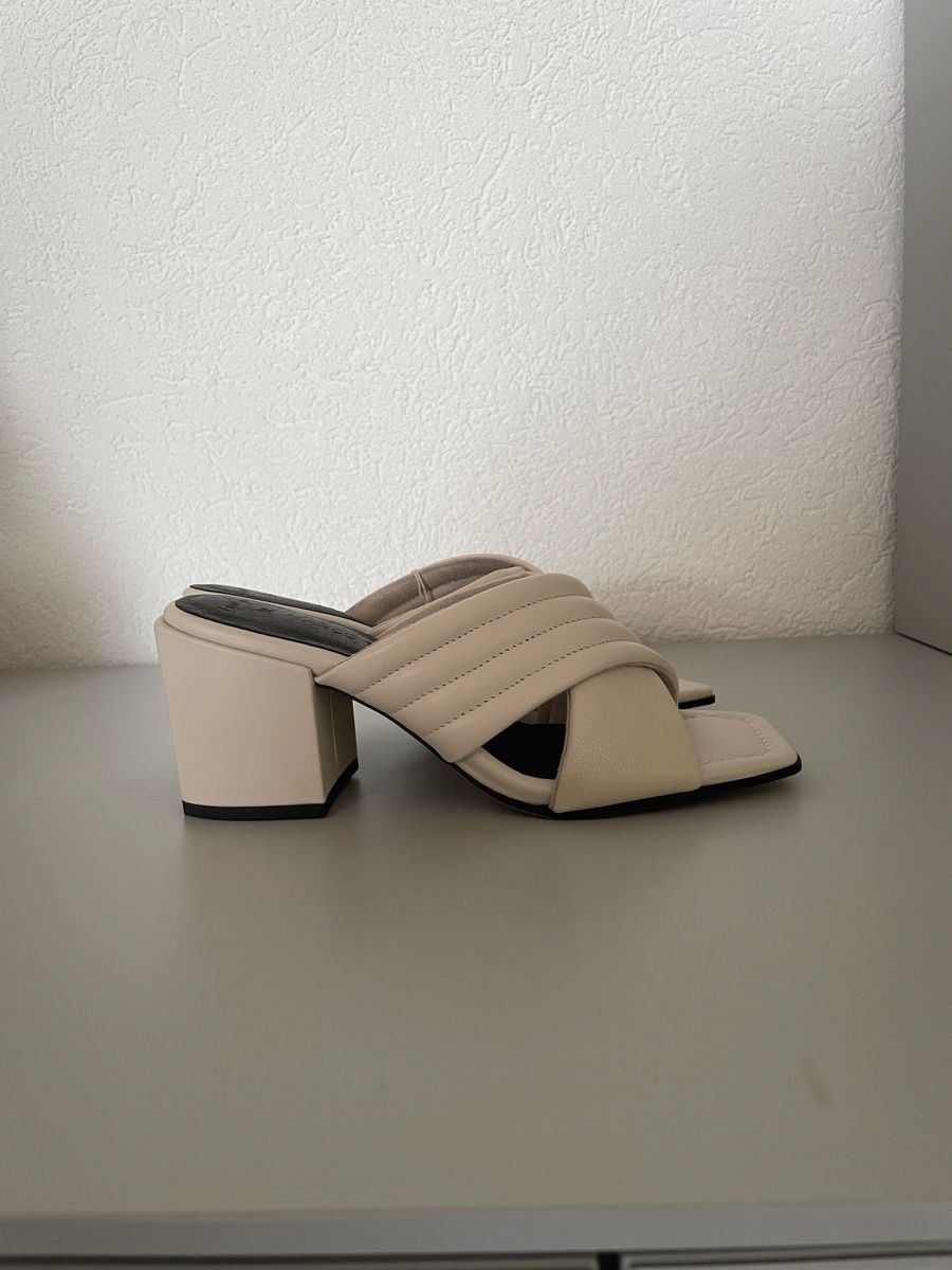 Damenschuhe: Mules en cuir Marco Tozzi neuves, taille 38 – Neu und originalverpackt aus Vuadens von Nina11 1
