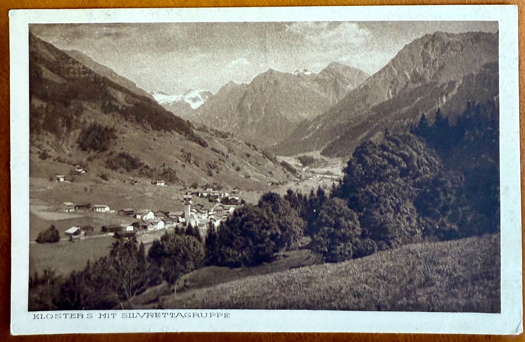 Cartoline postali: Klosters - silvrettagruppe 1919 – Usato da Lutry venduto da Ediego