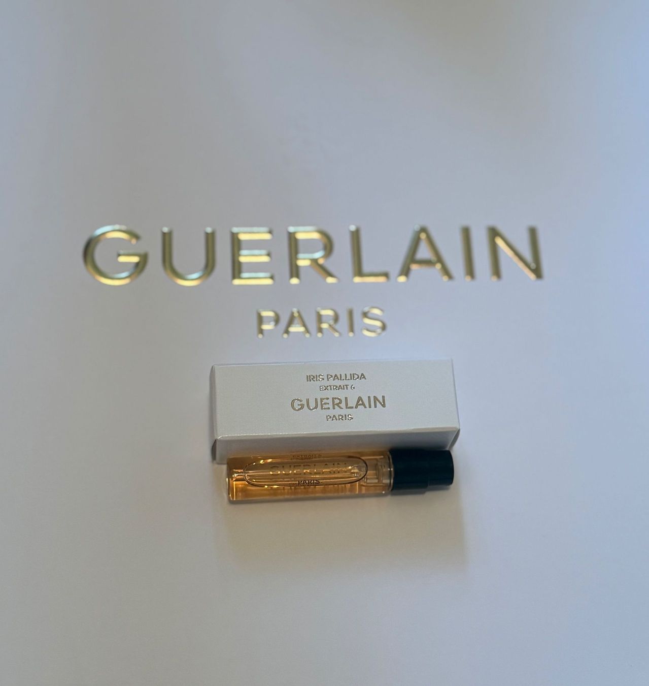 Guerlain Parfums & Eau de Toilette: Guerlain Iris Pallida Extrait 6 Eau de Parfum – Neuf avec emballage d'origine à Luzern par sas_r89l