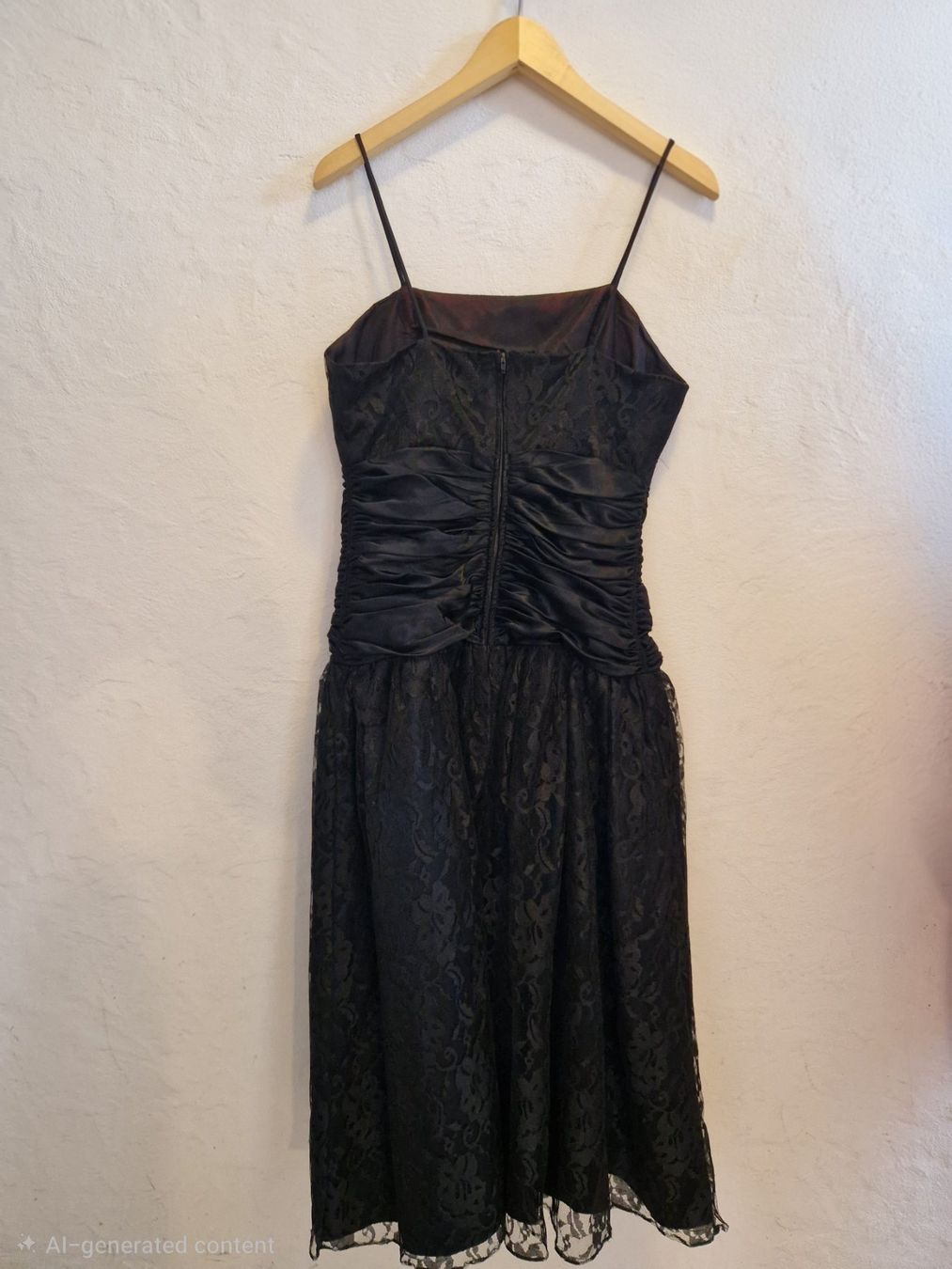 Kleider: Robe noire Superstition, taille 38 – Gebraucht aus Sévery von GRUKZ 1