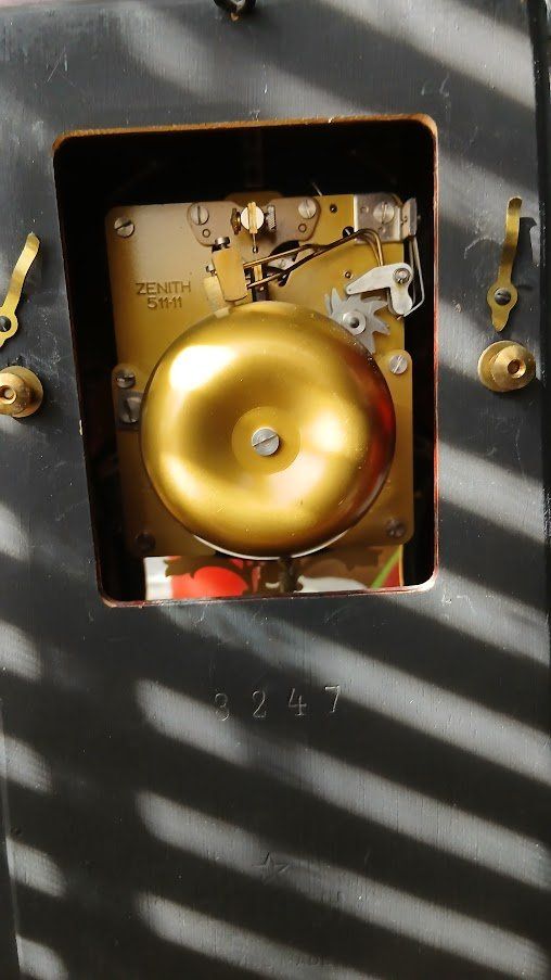 Zenith Orologi da terra & Orologi da parete: Pendule neuchâteloise à vendre – Usato da Lovens venduto da Patriceschafer 4